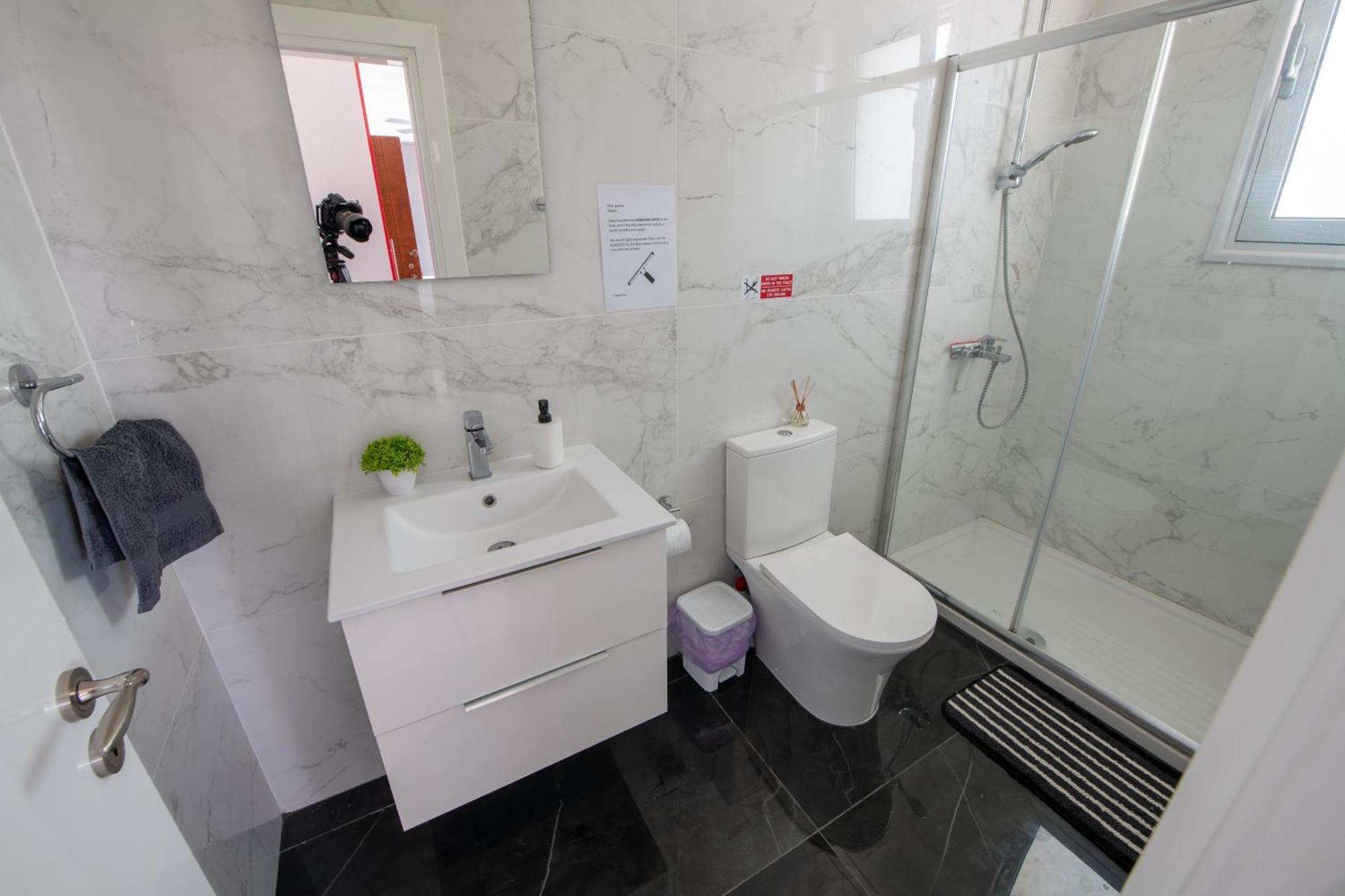 Dream- Downtown-Studios Paphos ภายนอก รูปภาพ