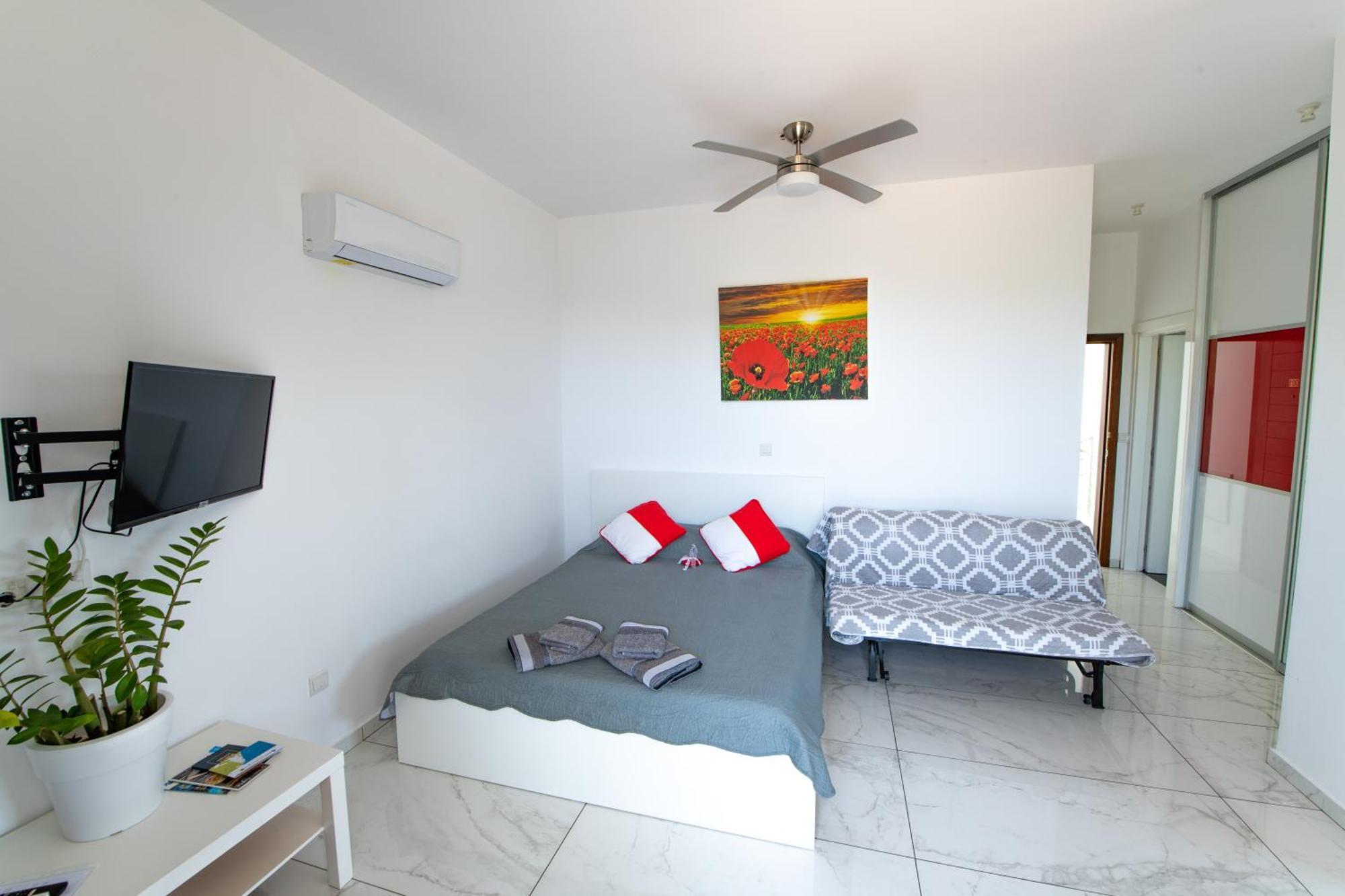 Dream- Downtown-Studios Paphos ภายนอก รูปภาพ