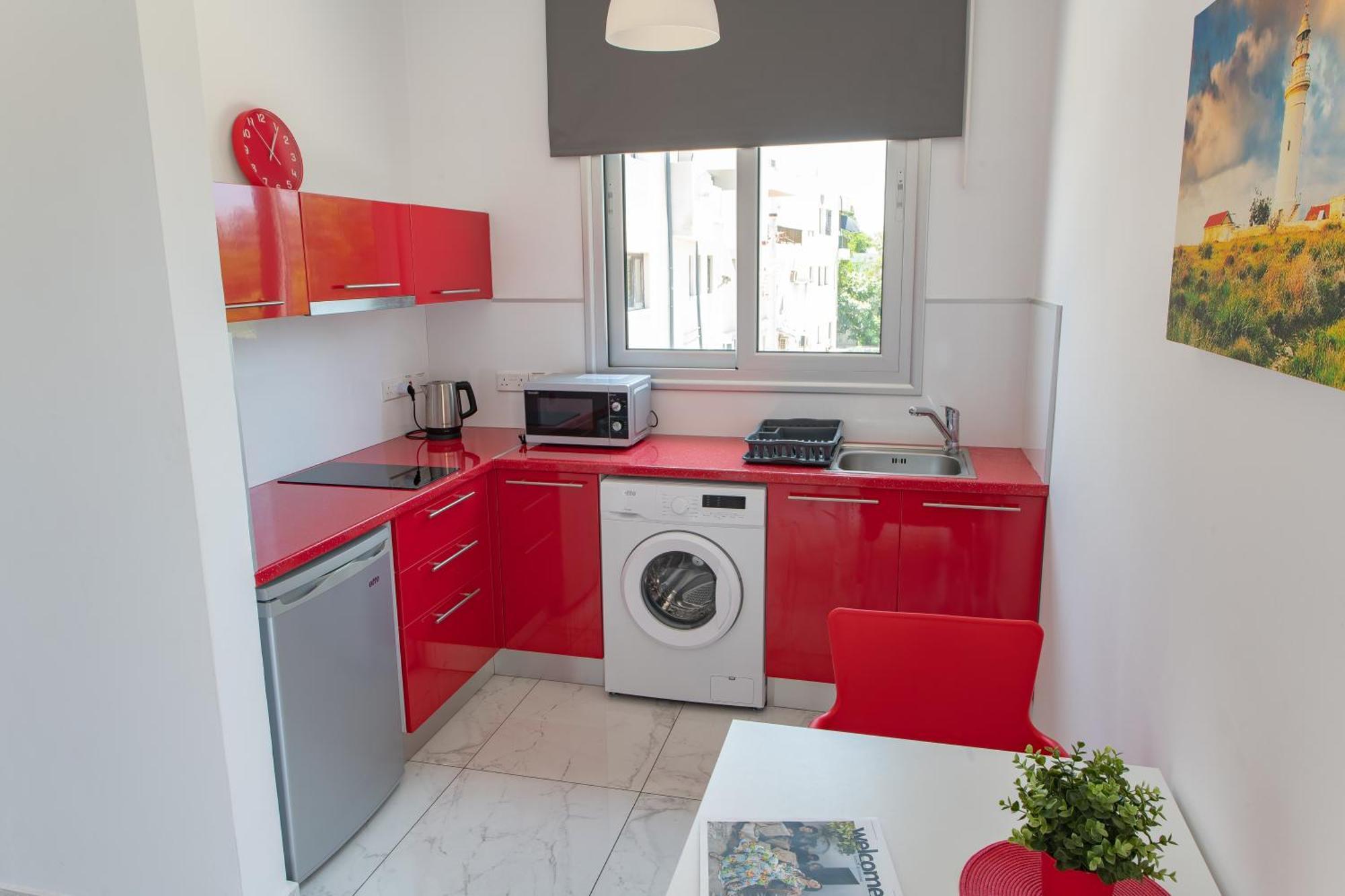 Dream- Downtown-Studios Paphos ภายนอก รูปภาพ